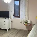 Feriehus вино от глухарчета Borovo (Plovdiv)