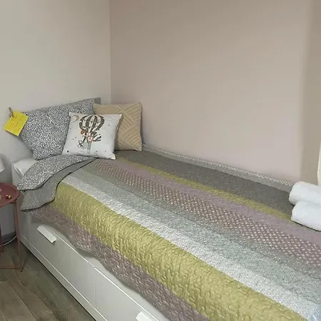 вино от глухарчета Holiday home