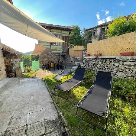 Holiday home вино от глухарчета *