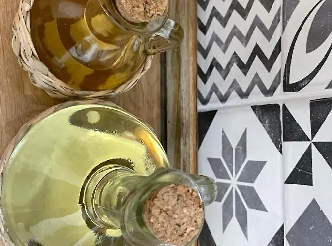 Feriehus вино от глухарчета Borovo (Plovdiv)